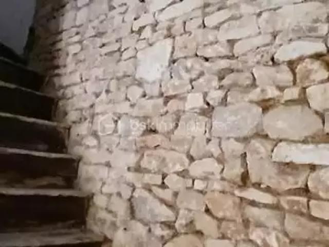 Maison vente à Saintes, Burie
