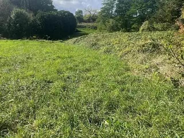 Terrain vente à Saintes, Burie