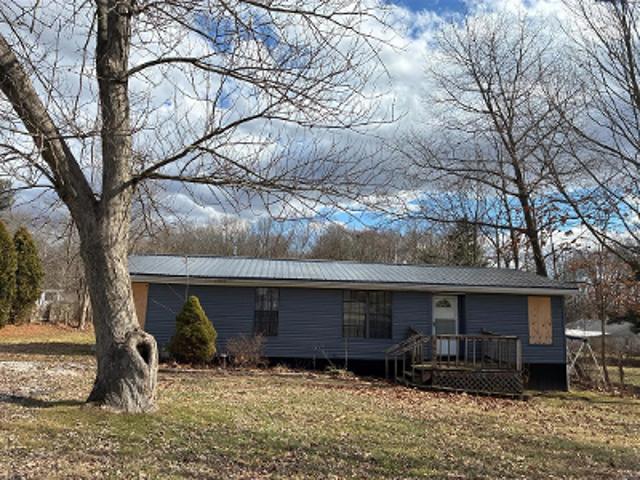 House for sale in Louisville, Ohio