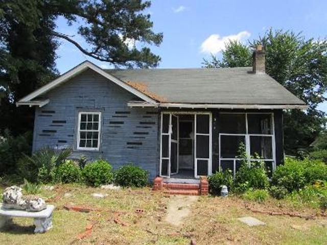 House for sale in Elizabeth City