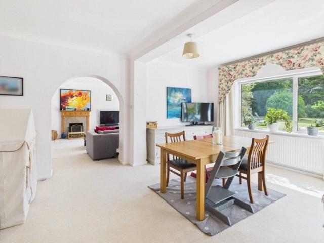 House for rent in Beaconsfield, Knotty Green