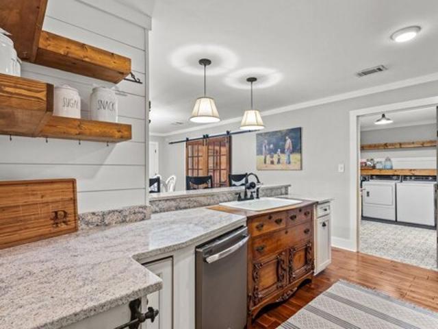 House for sale in Silver Creek, Georgia