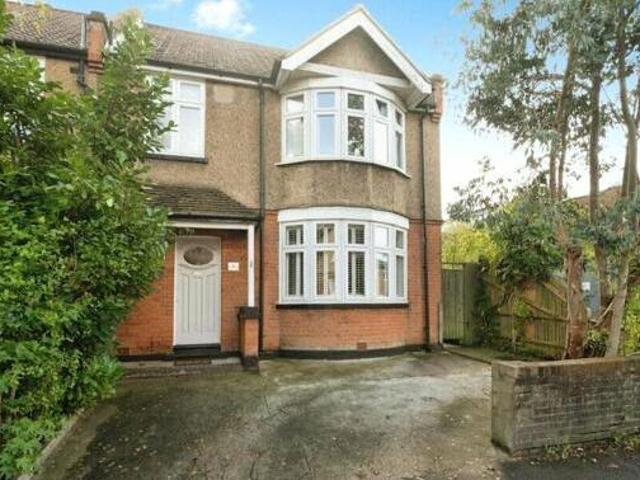 House for sale in Navestock Side, Essex