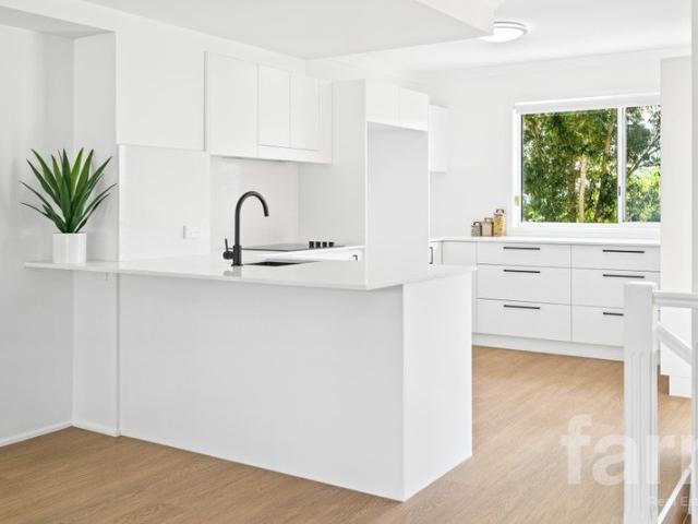 Townhouse for sale in Koala Park, Gold Coast City