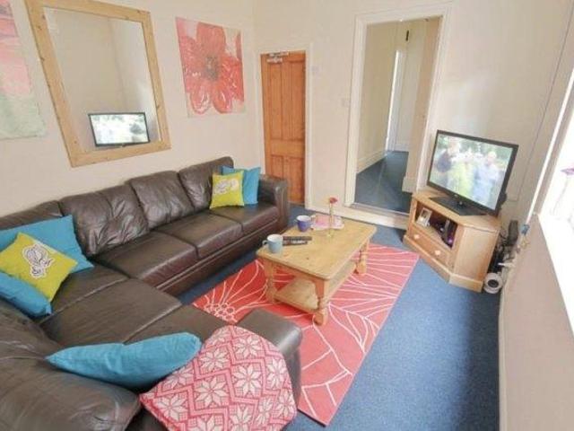 House for rent in Elmfield, Leicestershire