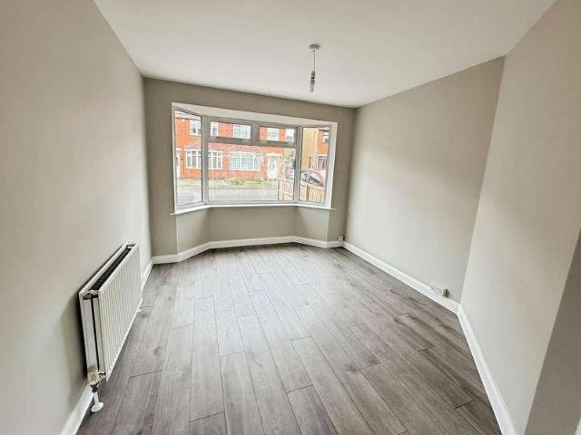 Townhouse for rent in Barton, Leicestershire