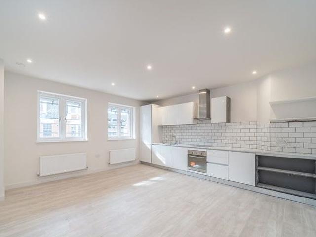 Apartment for rent in Greater London