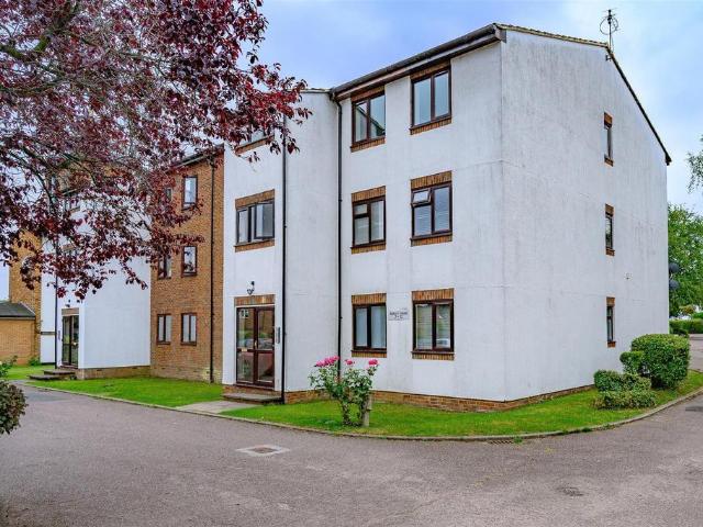 Apartment for rent in Batchworth, Hertfordshire