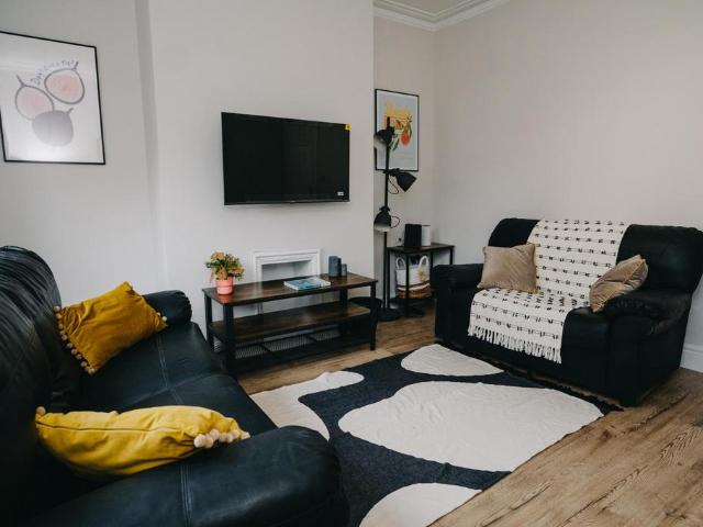 House for rent in Hyde Park, Leeds