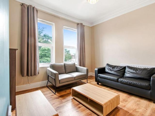House for rent in Hyde Park, West Yorkshire