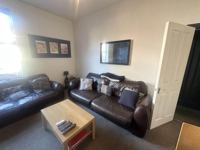 House for rent in Burley, Leeds