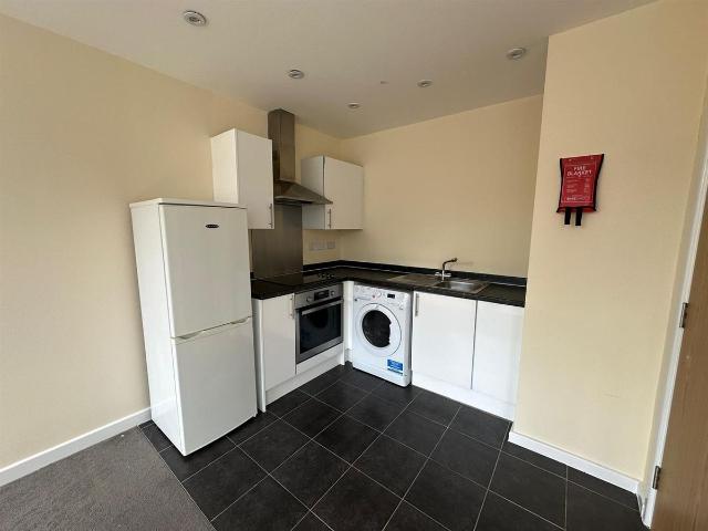 Studio for rent in St Matthew's, Old Wharf