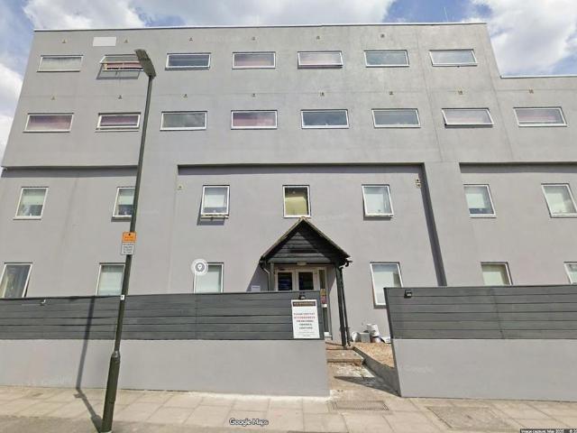 Studio for rent in London Borough of Merton, Greater London