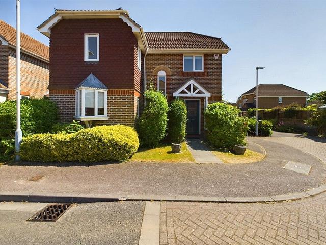 House for rent in Northwood, Greater London