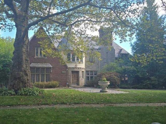 House for sale in Palmer Woods, Detroit