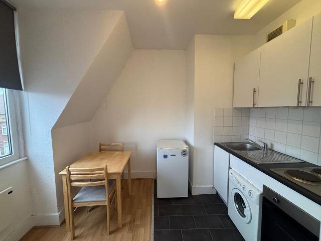 Studio for rent in London Borough of Brent, Greater London