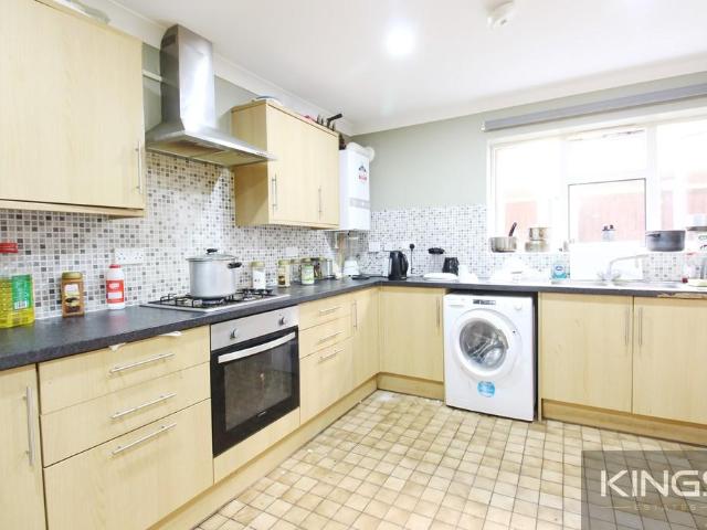 House for rent in The Polygon, City Of Southampton