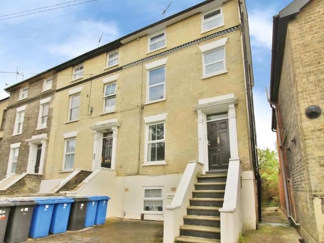Apartment for rent in The Dales, Key Street