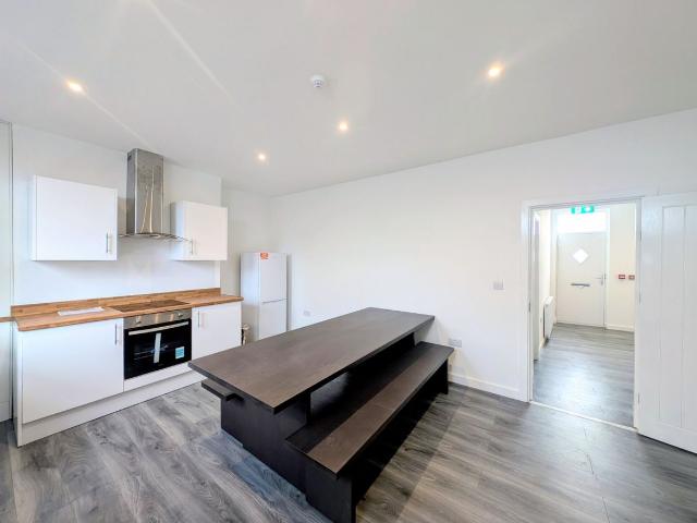 Room for rent in Holbeck, Beeston Hill