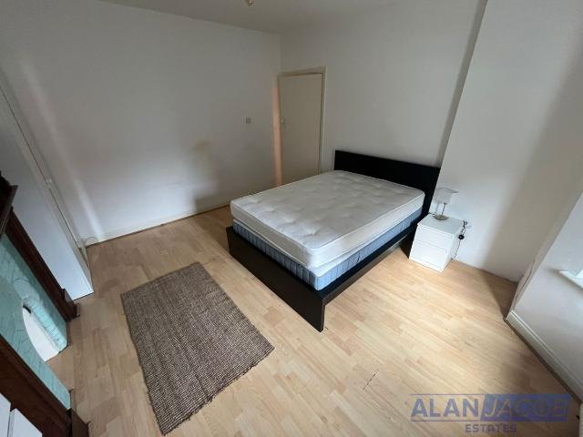 Apartment for rent in London Borough of Merton, Greater London