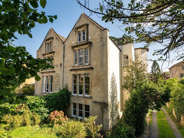 Apartment for rent in Westbury Park, Bristol