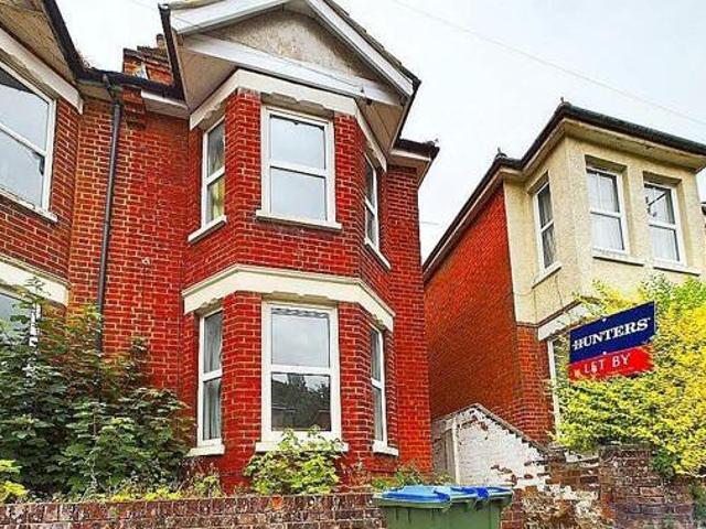 House for rent in Chilworth Old Village, Test Valley