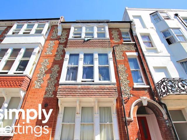 Studio for rent in Kemptown, Brighton & Hove
