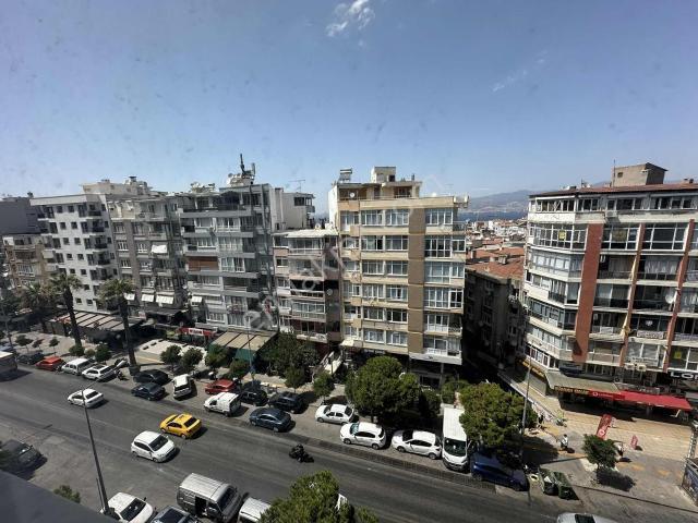 Konak, İzmir içerisinde satılık mülk