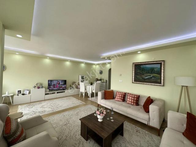 Konak, İzmir içerisinde kiralık mülk