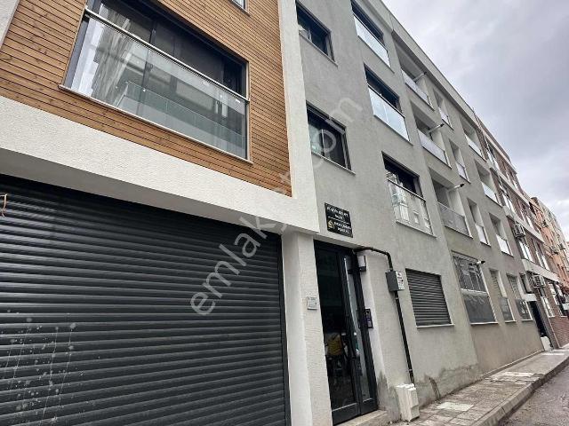 Karabağlar, İzmir içerisinde kiralık mülk