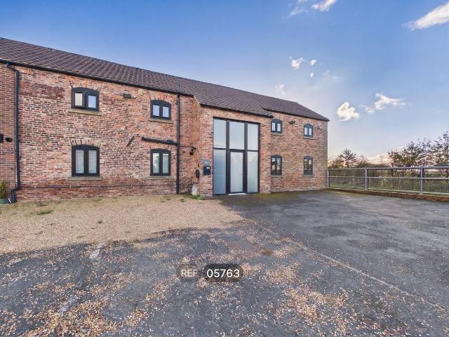 Apartment for rent in Burn, York and North Yorkshire