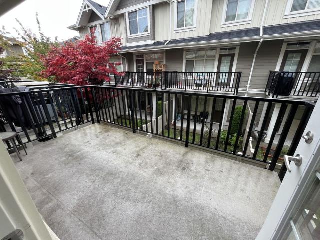 Townhouse for rent in Surrey, British Columbia