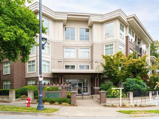 Apartment for rent in Surrey, British Columbia