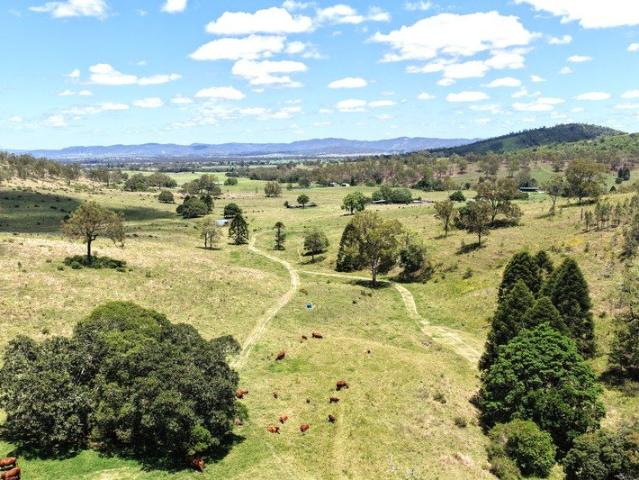 Cottage for sale in Scrub Creek, Queensland