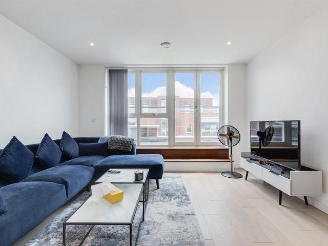Apartment for rent in Dudden Hill, Greater London