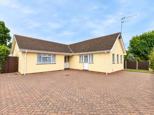 House for rent in Bentfield, Duton Hill