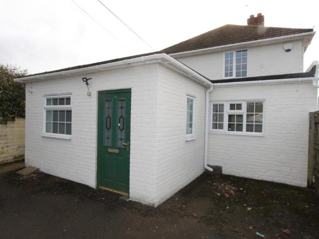 House for rent in Horton Heath, Helford