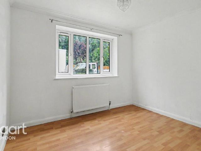 Apartment for rent in London Borough of Croydon, Addiscombe