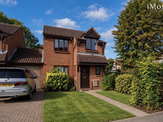 House for rent in London Borough of Croydon, Greater London
