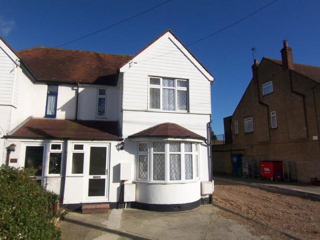 Apartment for rent in Slough