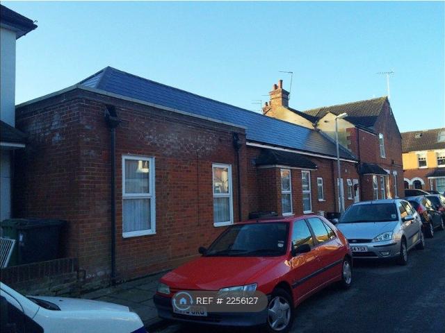 Apartment for rent in St Albans, Five Acres