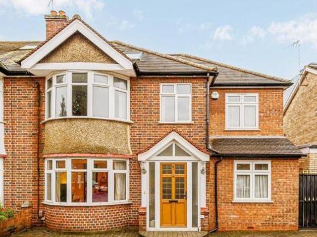 House for sale in Brentford End, Greater London