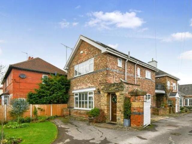 House for sale in High Field, York