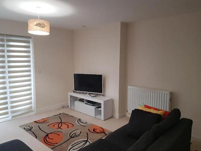 Apartment for rent in Hainault, Greater London