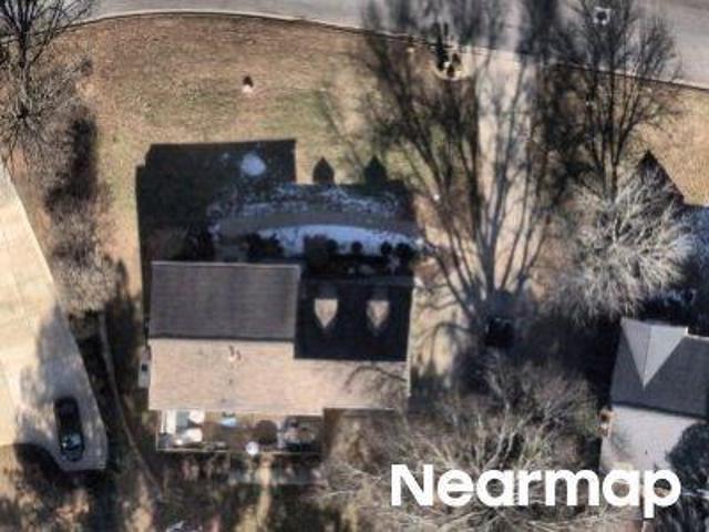 House for sale in Roswell