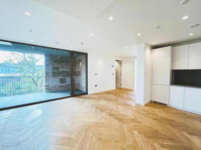 Apartment for rent in Dudden Hill, Greater London