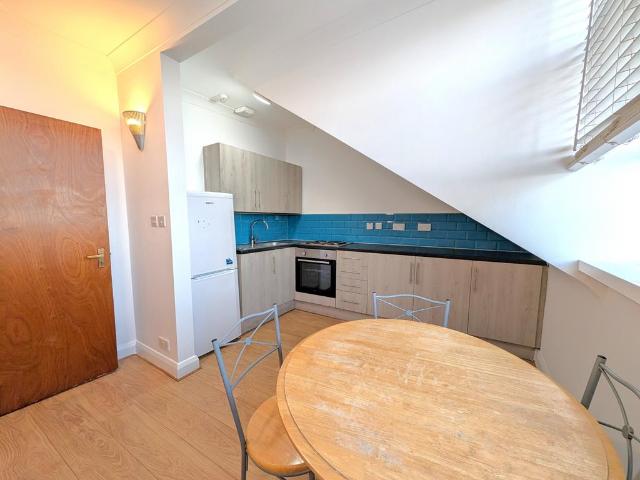 Apartment for rent in Dollis Hill, Greater London