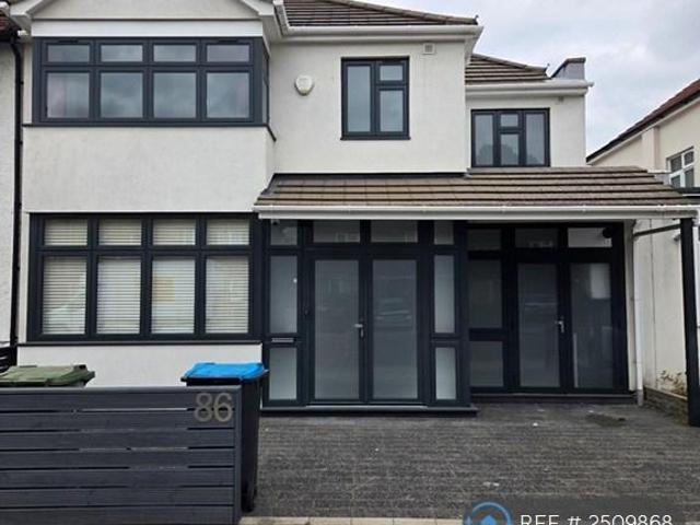 House for rent in Dollis Hill, Greater London