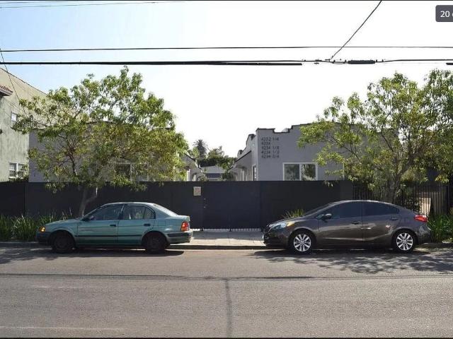 Apartment for rent in Canoga Park, California