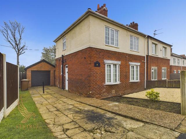 Apartment for rent in South Kirkby and Moorthorpe, South Kirkby